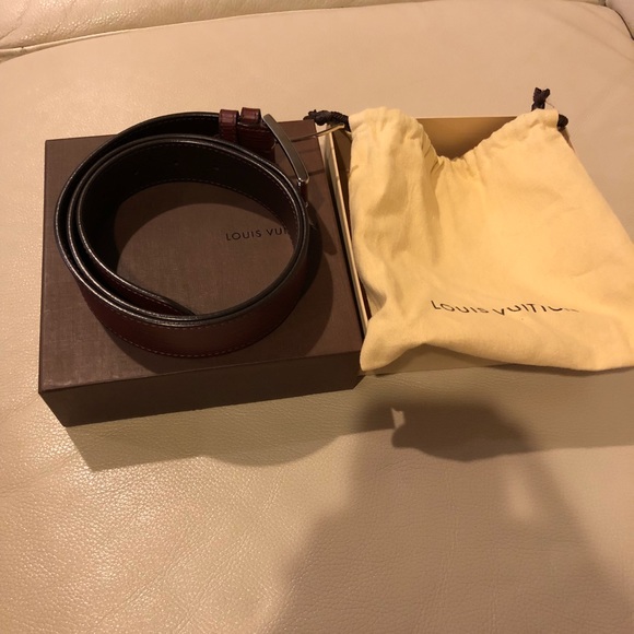 Size 34-36 Louis Vuitton Belt. It’s real. - Picture 3 of 5